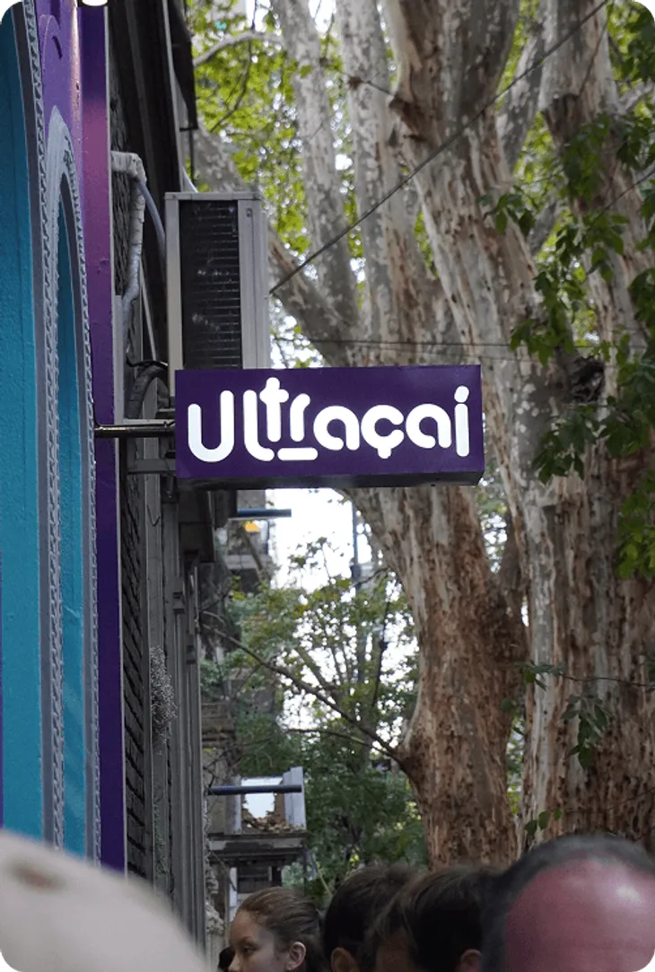 Ultra Açaí - Espacio y ambientación